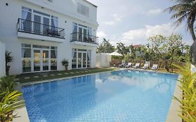 Hoi An Sunny Pool Villa